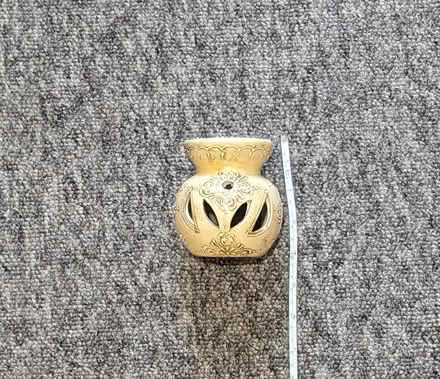 Photo of free Small fragrance burner (Kendal LA9) #1