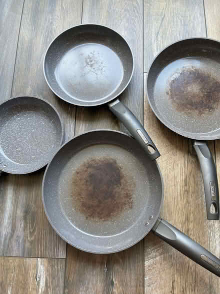 Photo of free 4 x Tower non-stick frying pans (Beckenham BR3) #3