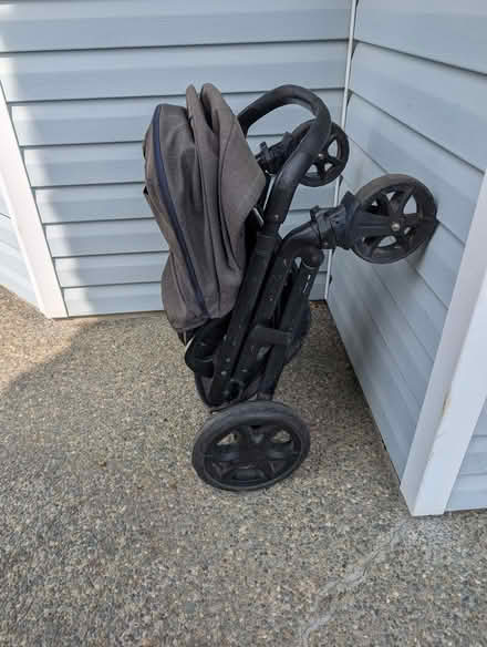 Photo of free Joie Stroller with buggy board (Esquimalt) #1