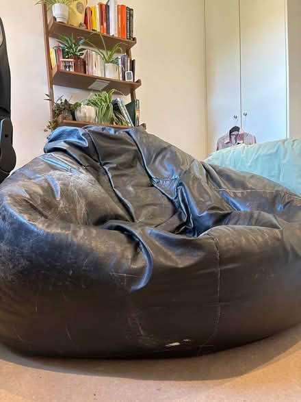 Photo of free Black leather beanbag super comfy (Hornsey N8) #3