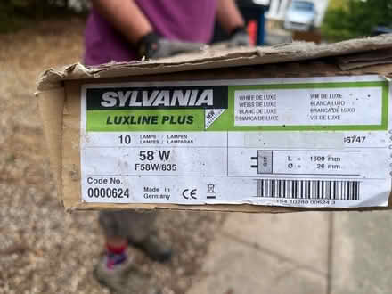 Photo of free Fluorescent tubes/lighting (Woodstock OX20) #4