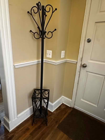 Photo of free Coat tree/umbrella stand (Old Town Alexandria) #2
