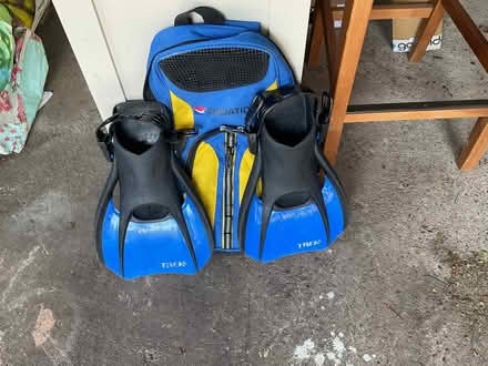 Photo of free Adjustable swimming fins (Crich DE4) #1