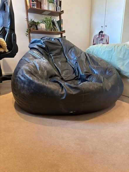 Photo of free Black leather beanbag super comfy (Hornsey N8) #2