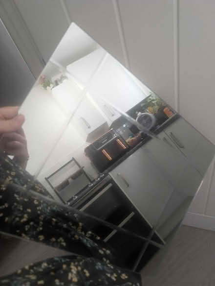 Photo of free Beautiful Glass mirror (Goffs Oak EN7) #1
