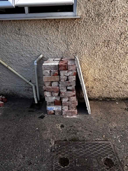Photo of free Old red bricks (Appleby CA16) #3