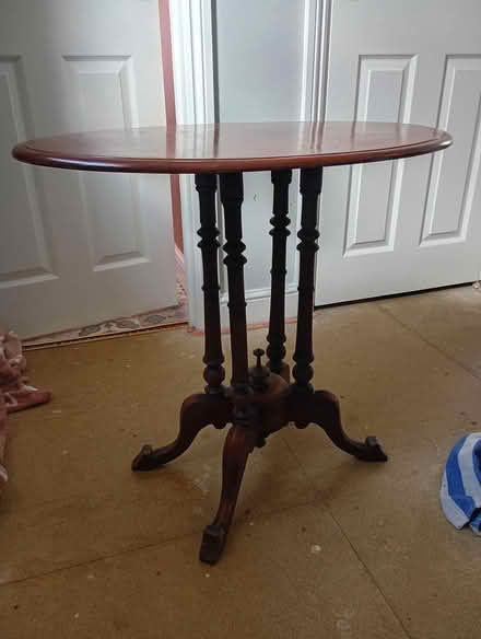 Photo of free Side table (Bampton OX18) #3