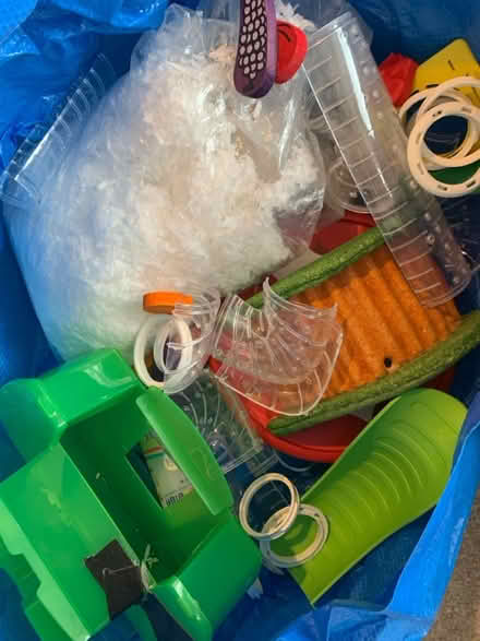 Photo of free Large hamster cage and accessories (Lifford, kings Norton B30) #4