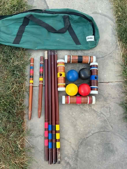 Photo of free Children’s croquet set (Near Forest School RH13) #1