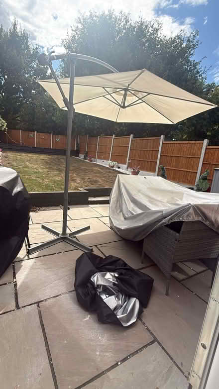 Photo of free Parasol (Eastwood SS9) #1