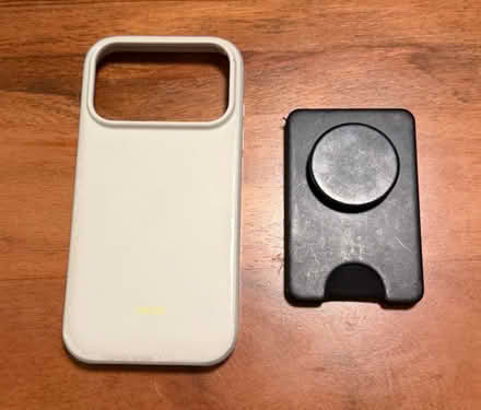Photo of free iPhone17Pro Beats case & pop wallet (Canton) #1