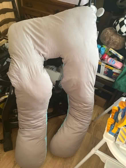 Photo of free Pregnancy pillow (Ipswich IP2) #1
