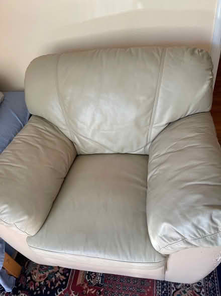 Photo of free Leather beige chair (Sunnyvale) #4