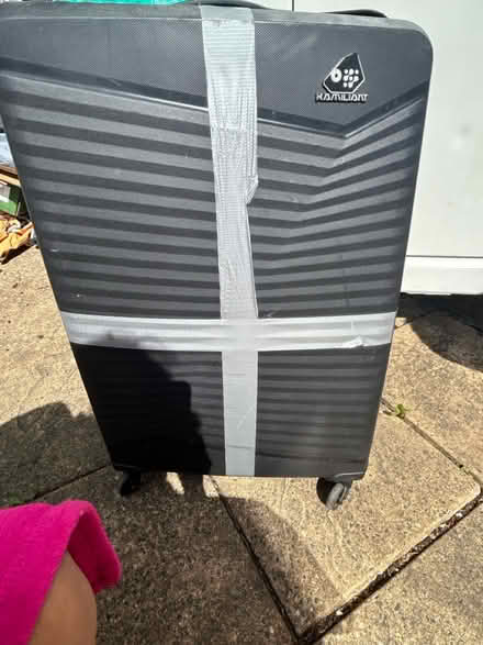 Photo of free Suitcase used couple of times (Da2 6gy) #1