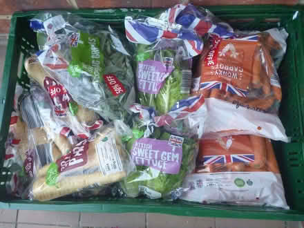 Photo of free Carrots/Parsnip/Lettuce/Spring Greens (Bracknell RG12) #1
