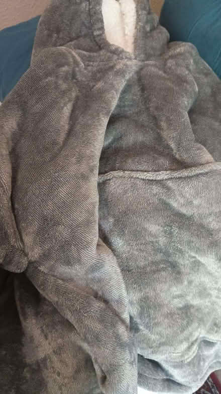 Photo of free Very warm fleece Poncho (The Nurserylands TW12) #1