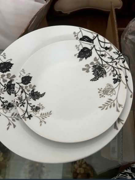 Photo of free Wilko White Dinner Plates Floral (Sidcup kent DA15) #1