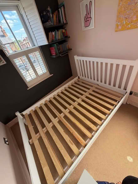 Photo of free Double bed (Twickenham TW1) #1