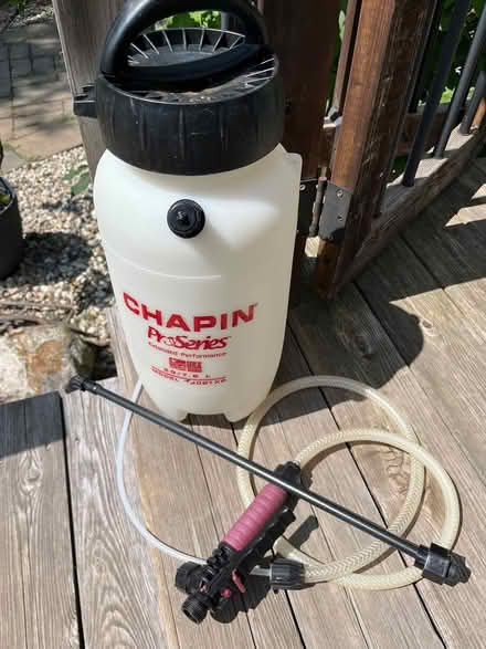Photo of free Chapin 2gal Pro-Series Sprayer (Aylmer Lakeview Terrace) #2