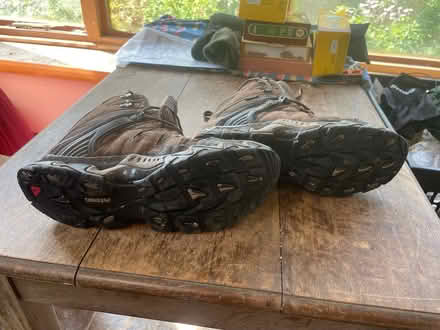 Photo of free walking boots size 7 (Fairfield LA1) #2