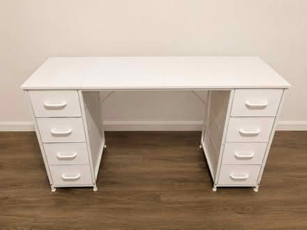 Photo of free Dressing table/desk (Cumbernauld G67) #1