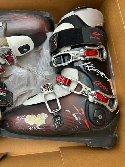 Photo of free Size 25.5 D’abello Krypton ski boot (belmont/watertown line) #3
