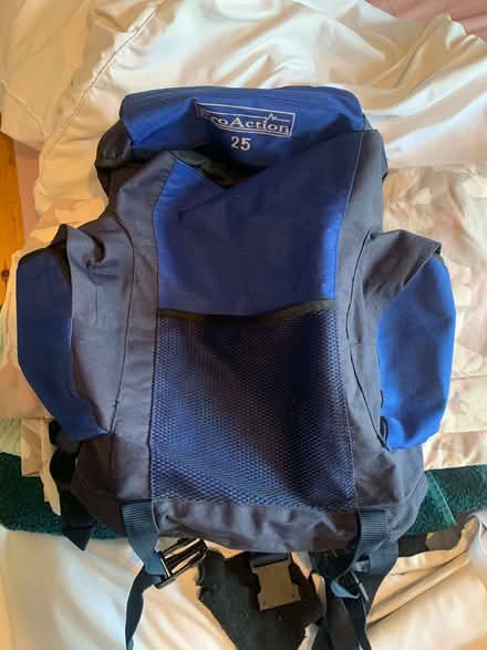 Photo of free large blue backpack. (Dartford DA1) #1