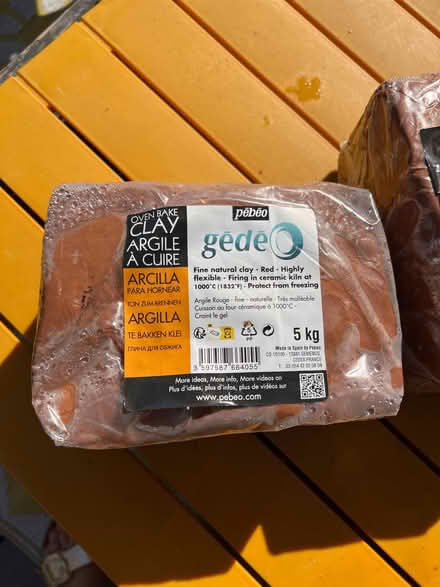 Photo of free 10kg of clay (for use in a kiln) (Pagham PO21) #1