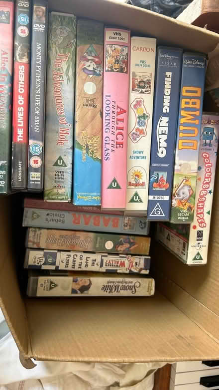 Photo of free VHS - 20 x Children’s Videos (Twickenham TW1) #1