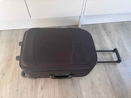 Photo of free Metropolis suitcase (Eynsford DA4) #2