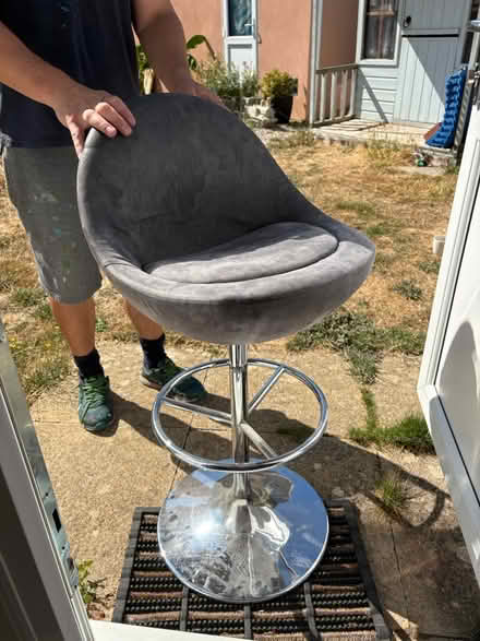 Photo of free Fixed bar stool with grey seat (Abingdon OX14) #1