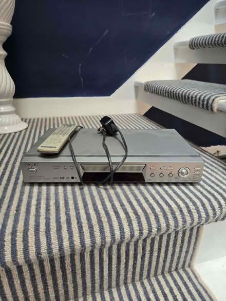Photo of free DVD/Video player (Halton HP22) #1