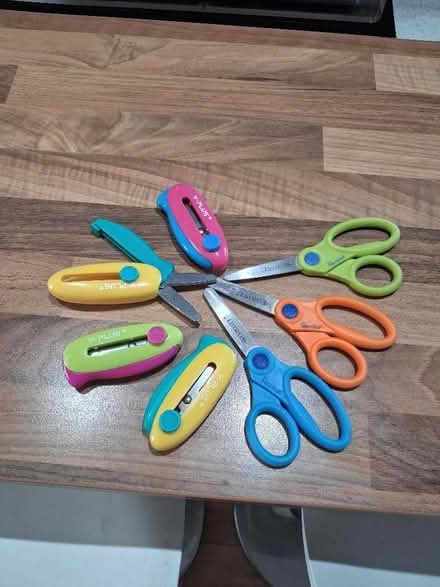 Photo of free childrens scissors (Shephall SG2) #1