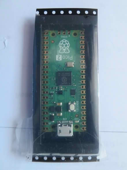 Photo of free Raspberry Pi Pico 2 (CB4 Cambridge) #1