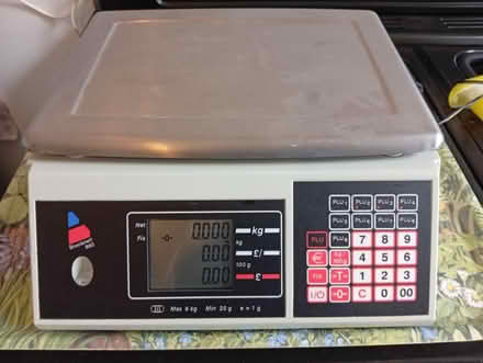 Photo of free Avery Berkel shop scales (Buxworth SK23) #1