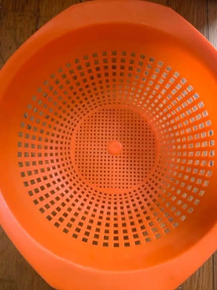 Photo of free Retro orange plastic sieve (Burgess Hill RH15) #1