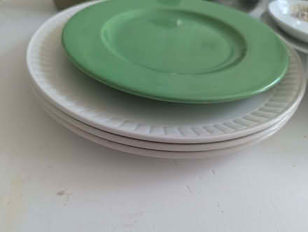 Photo of free Oddments of pots - plates, bowls, jug, mug, vase (Bingham NG13) #2