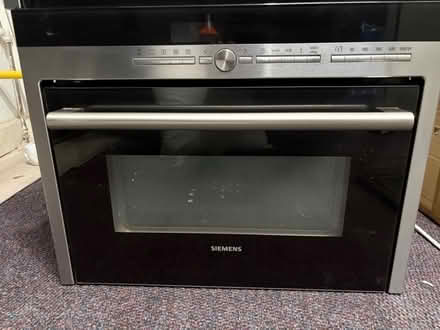 Photo of free MW oven (WD17 Cassiobury Est) #1