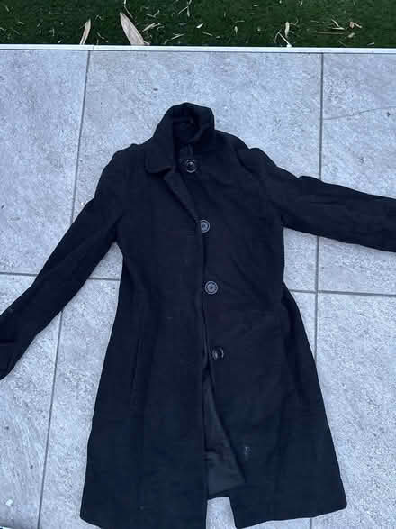 Photo of free Female jacket (Tw77dp) #1