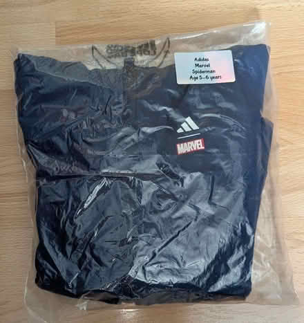 Photo of free Adidas Zip Up Hoodie 5-6 Yrs (Bromsgrove B61) #3