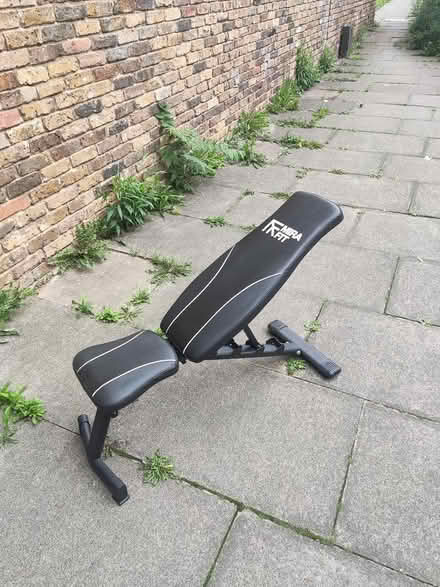 Photo of free Gym bench (Brixton SW9) #1