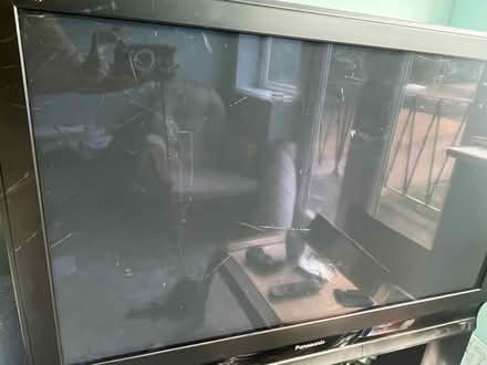 Photo of free Plasma tv 42inch and stand (WD3 Near Aquadrome) #1