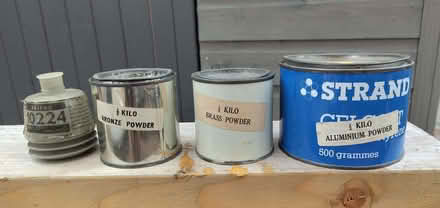 Photo of free Various metal powders (Liberton EH16) #1