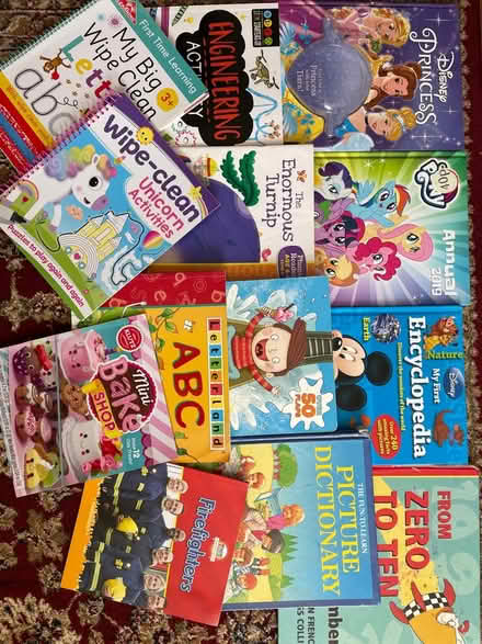 Photo of free Kids learning books (UB7, West Drayton, Hillingdon) #1