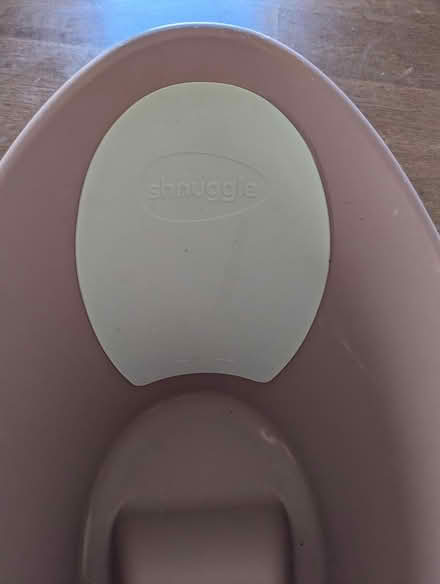 Photo of free Shnuggle Baby Bath (Hoxton N1) #2