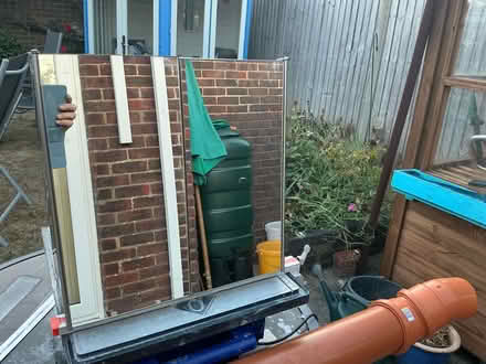 Photo of free Metal bathroom cabinet (Littlehampton BN17) #1