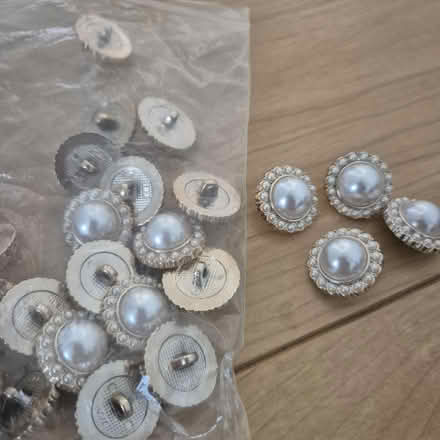 Photo of free pearl buttons (Greenford, UB6) #2