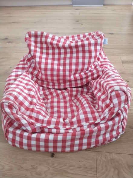 Photo of free Small beanbag (Abingdon OX14) #1