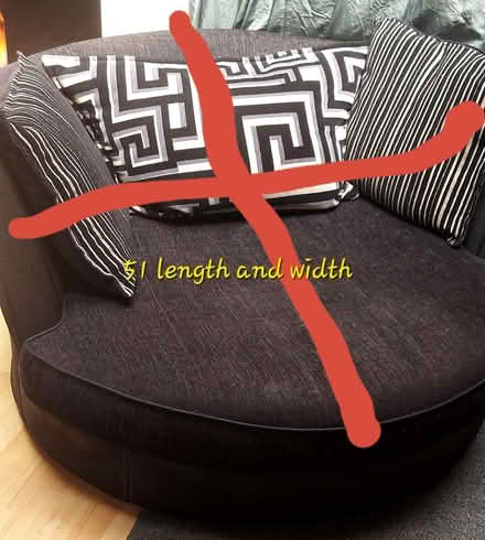 Photo of free Revolving sofa (SW16 norbury) #1