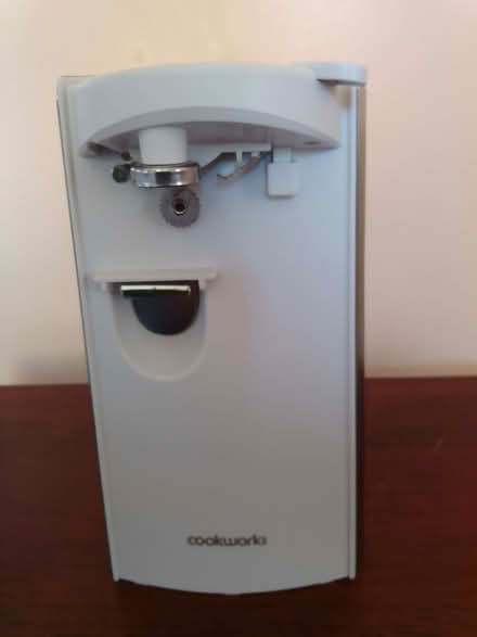 Photo of free Electric Can Opener (Moreton Hall IP32) #1